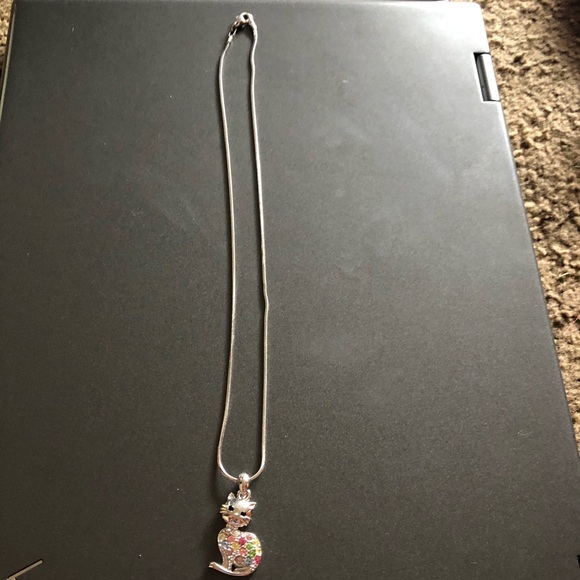 Cat Necklace - Picture 3 of 3